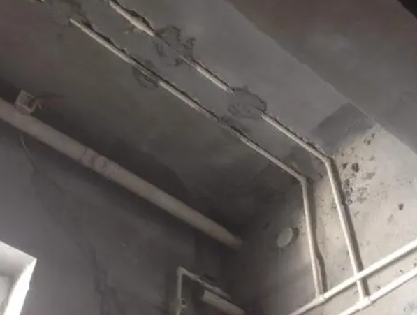 鹤壁卫生间漏水维修公司分享下卫生间地漏渗漏维修方案。